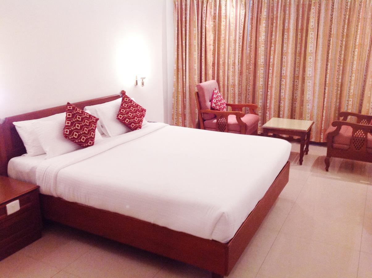 Krishna Inn Guruvāyūr Екстериор снимка